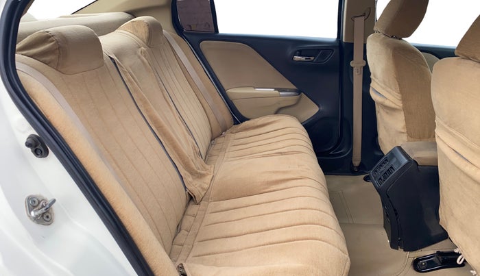 2015 Honda City 1.5L I-DTEC V, Diesel, Manual, 97,957 km, Right Side Rear Door Cabin