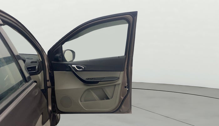 2016 Tata Tiago XZ PETROL, Petrol, Manual, 57,688 km, RHS Front Door