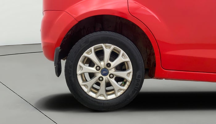 2012 Ford Figo TITANIUM 1.4 DIESEL, Diesel, Manual, 1,20,381 km, Right Rear Wheel