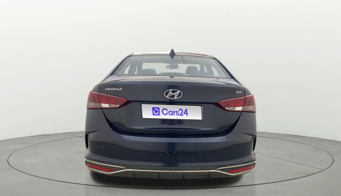 2022 Hyundai Verna SX (O) 1.5 VTVT IVT, Petrol, Automatic, 43,765 km, Back/Rear