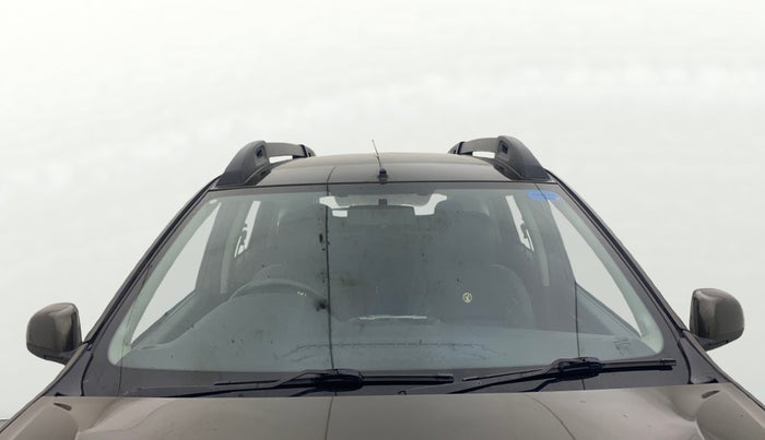 2021 Renault Duster RXZ 1.5 PETROL MT, Petrol, Manual, 56,423 km, Front Windshield