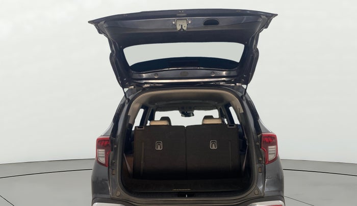 2022 KIA CARENS LUXURY PLUS 1.4 PETROL 7 STR, Petrol, Manual, 44,222 km, Boot Door Open