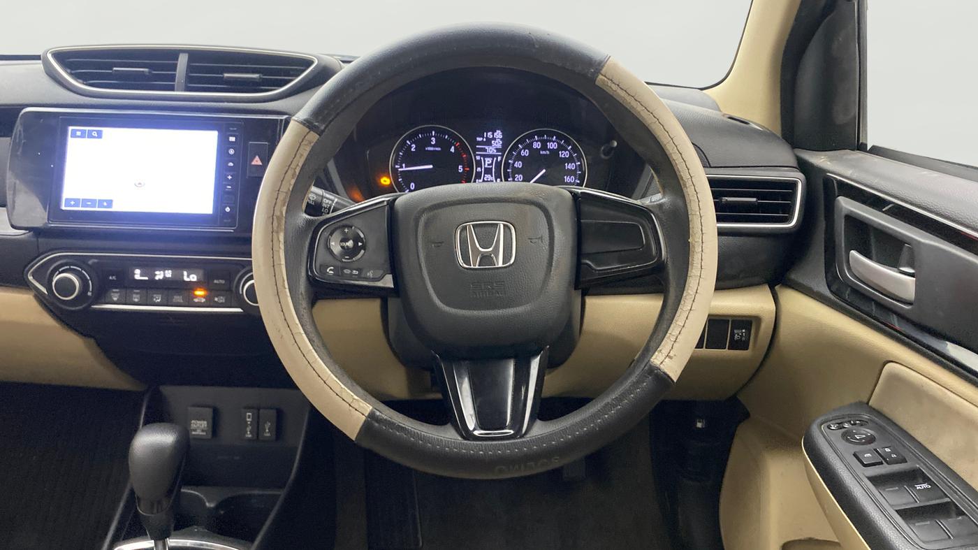 2019 Honda Amaze 1.5L I-DTEC VX CVT, Diesel, Automatic, 1,15,218 km, Steering Wheel Close Up