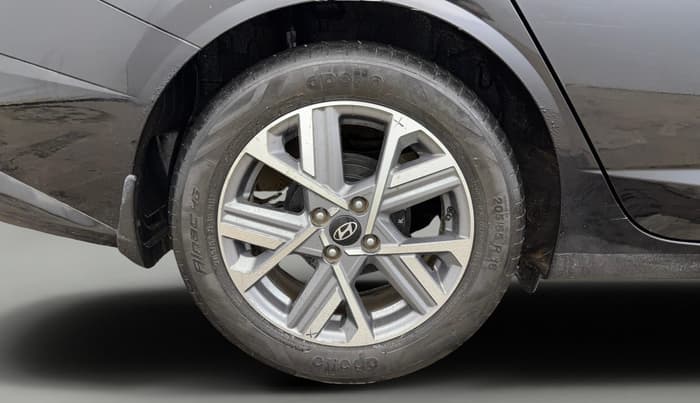 2023 Hyundai Verna SX 1.5 l MPI, Petrol, Manual, 37,017 km, Right Rear Wheel