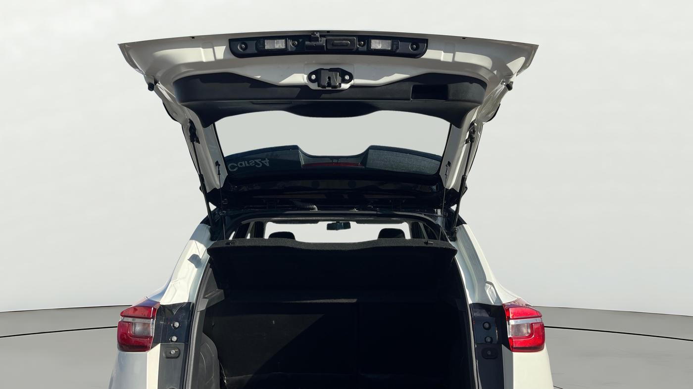 2022 Nissan MAGNITE XV PREMIUM TURBO (O) CVT DUAL TONE, Petrol, Automatic, 28,245 km, Boot Door Open