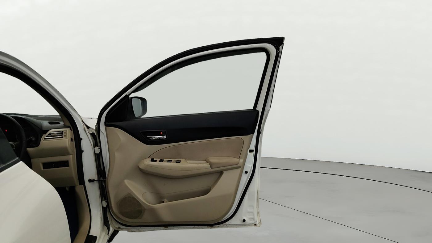 2021 Maruti Dzire VXI, Petrol, Manual, 1,55,543 km, RHS Front Door