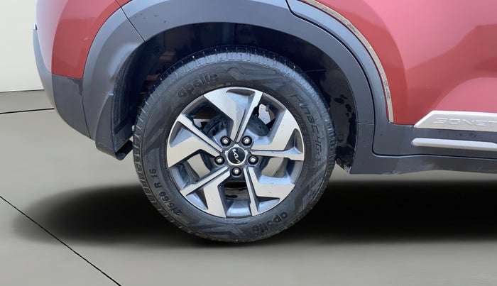 2022 KIA SONET HTX 1.5, Diesel, Manual, 33,023 km, Right Rear Wheel