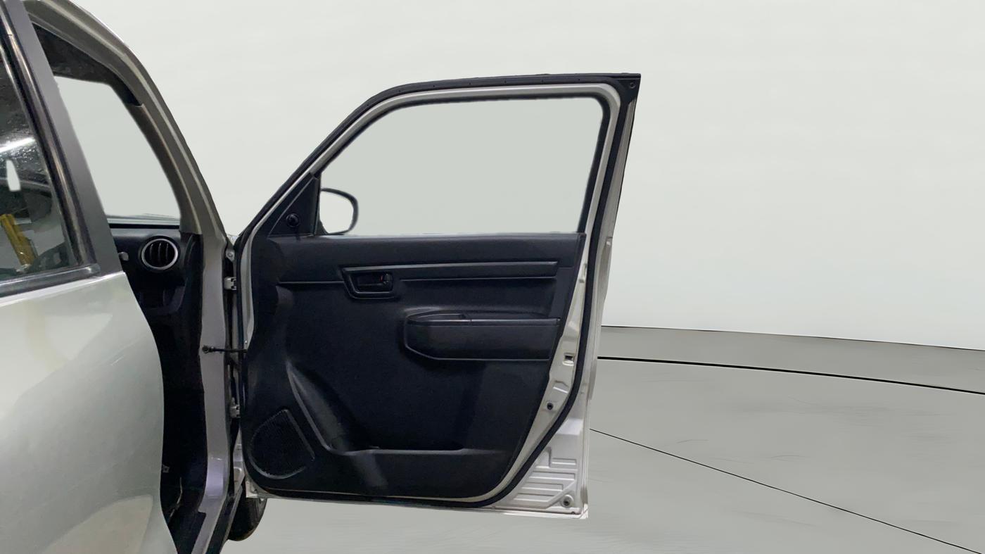2020 Maruti S PRESSO VXI+, Petrol, Manual, 35,729 km, RHS Front Door