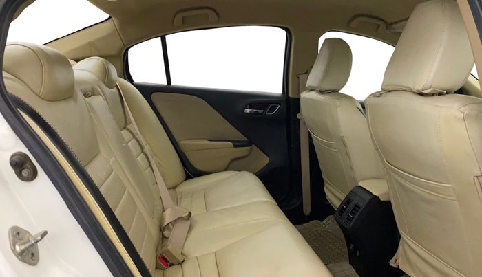 2019 Honda City 1.5L I-VTEC V MT, Petrol, Manual, 50,741 km, Right Side Rear Door Cabin