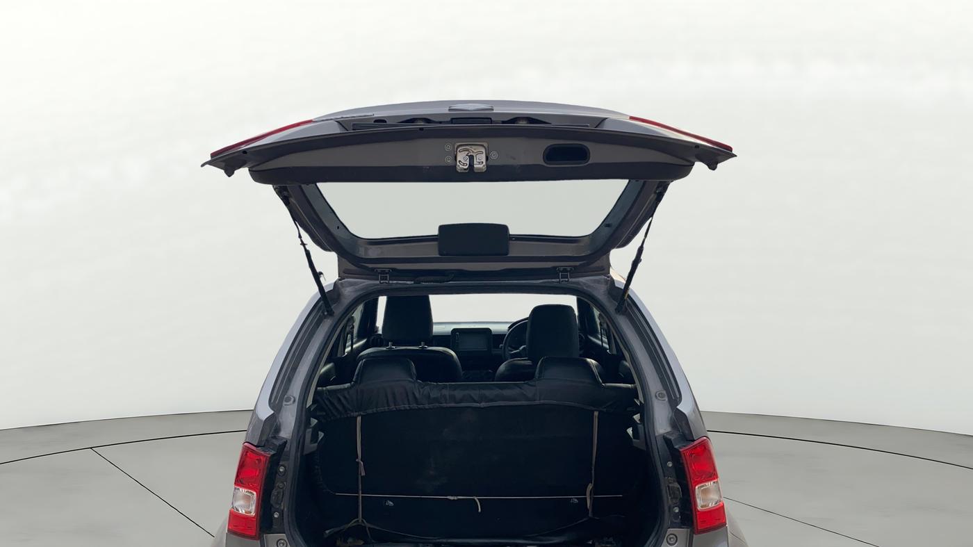 2017 Maruti IGNIS SIGMA 1.2, Petrol, Manual, 27,750 km, Boot Door Open