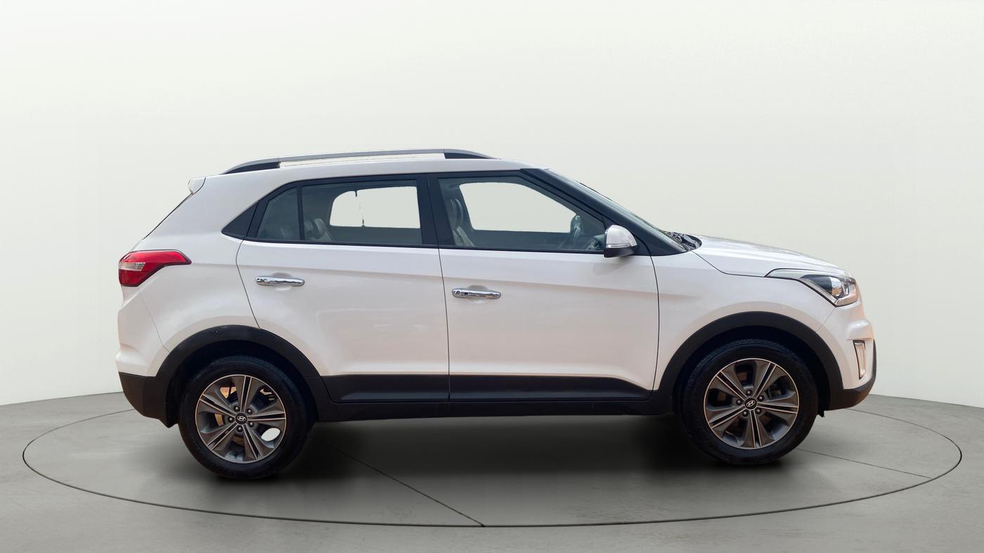2017 Hyundai Creta SX PLUS AT 1.6 DIESEL, Diesel, Automatic, 72,987 km, Right Side View
