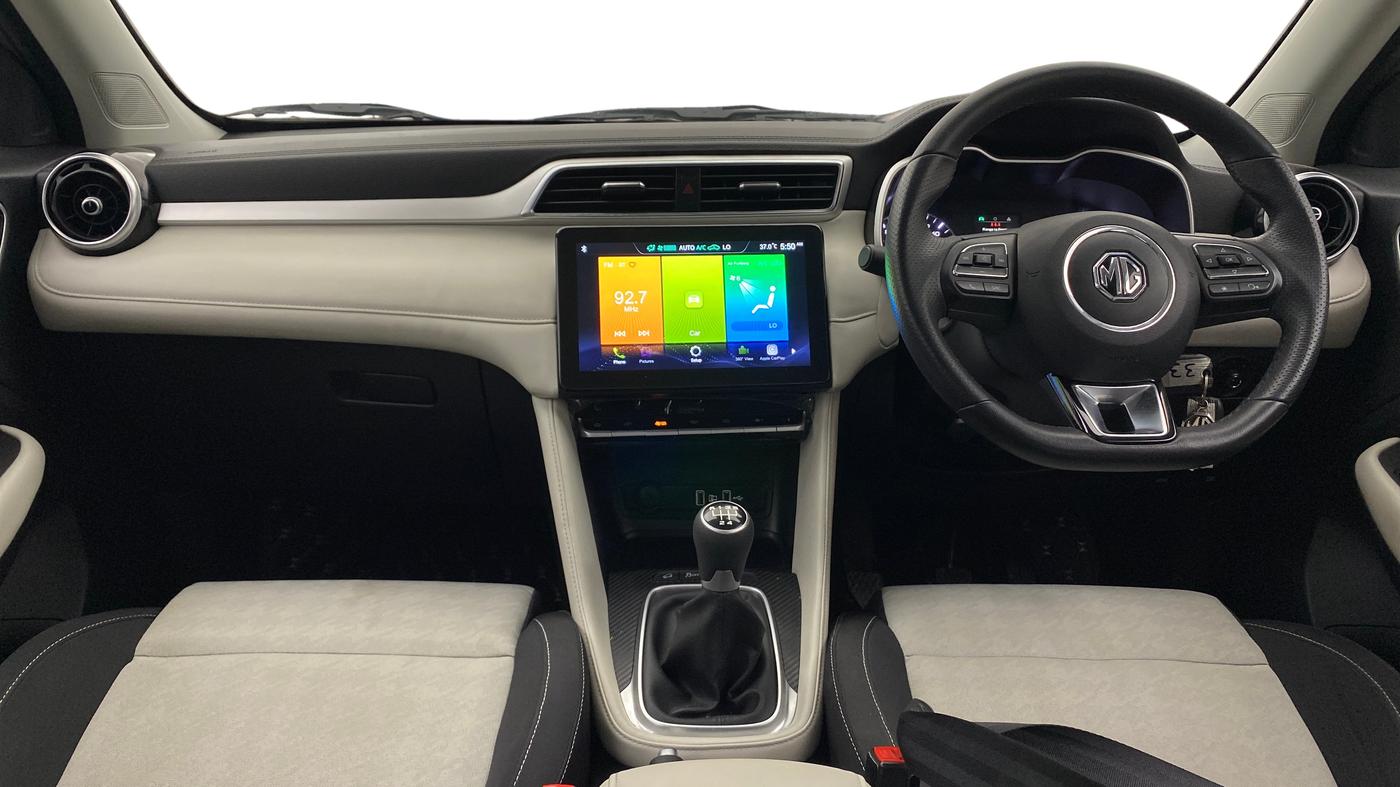 2023 MG ASTOR STYLE 1.5 MT, Petrol, Manual, 5,545 km, Dashboard