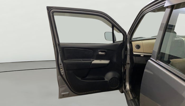 2017 Maruti Wagon R 1.0 LXI CNG, CNG, Manual, 89,289 km, LHS Front Door