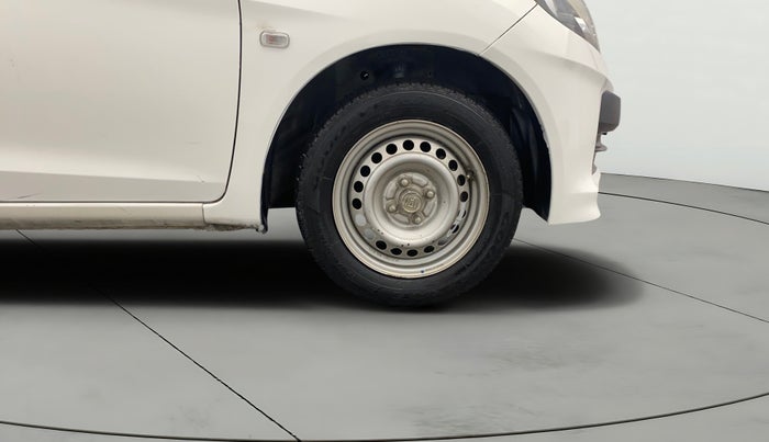 2013 Honda Brio E MT, Petrol, Manual, 31,343 km, Right Front Wheel