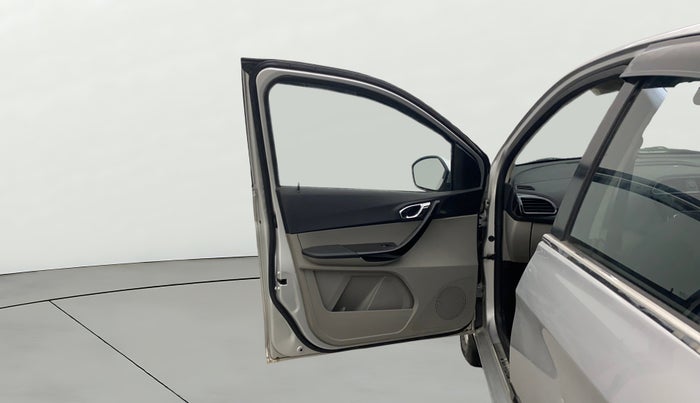 2017 Tata Tiago XZ PETROL, Petrol, Manual, 25,967 km, LHS Front Door