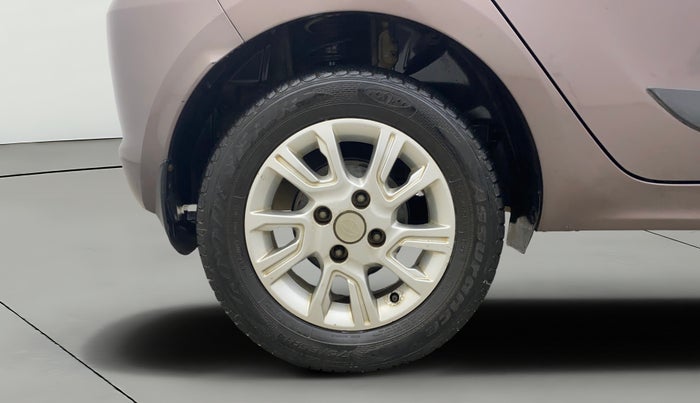 2017 Tata Tiago XZ PETROL, Petrol, Manual, 27,861 km, Right Rear Wheel