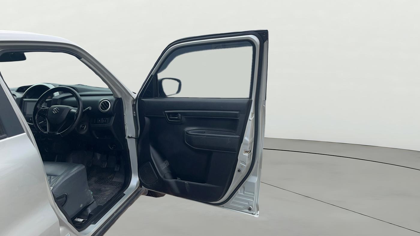 2022 Maruti S PRESSO VXI+, Petrol, Manual, 20,902 km, RHS Front Door