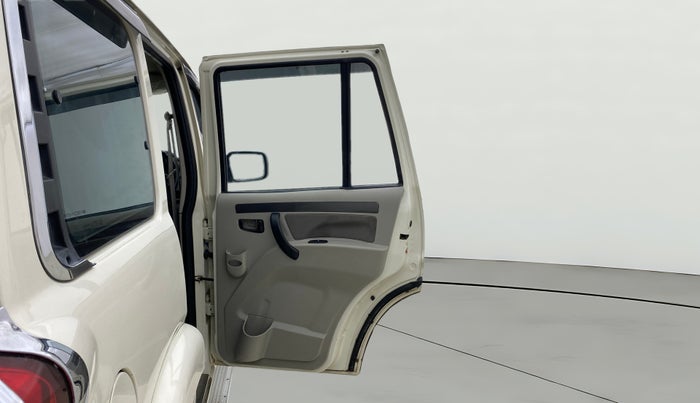 2021 Mahindra Scorpio S5, Diesel, Manual, 71,605 km, RHS Rear Door