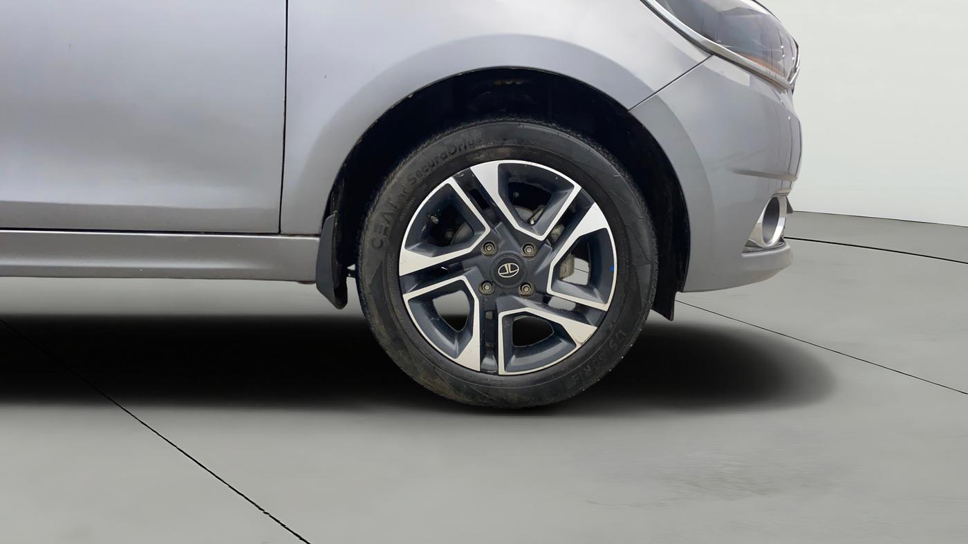 2018 Tata TIGOR XZ PETROL, Petrol, Manual, 25,443 km, Right Front Wheel