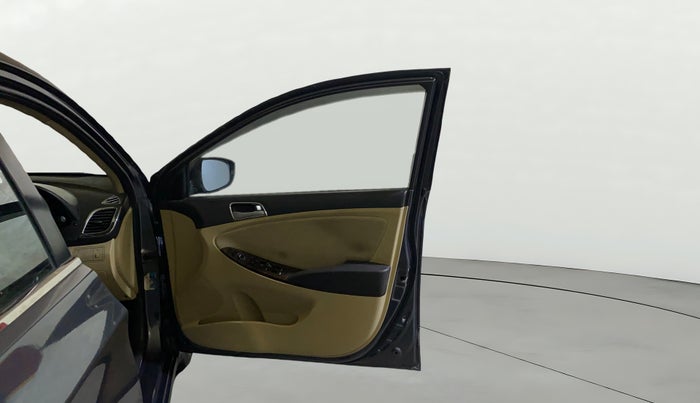 2015 Hyundai Verna FLUIDIC 4S 1.6 VTVT S AT, Petrol, Automatic, 55,956 km, RHS Front Door