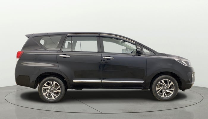 2022 Toyota Innova Crysta 2.7 VX 7 STR, Petrol, Manual, 36,534 km, Right Side View