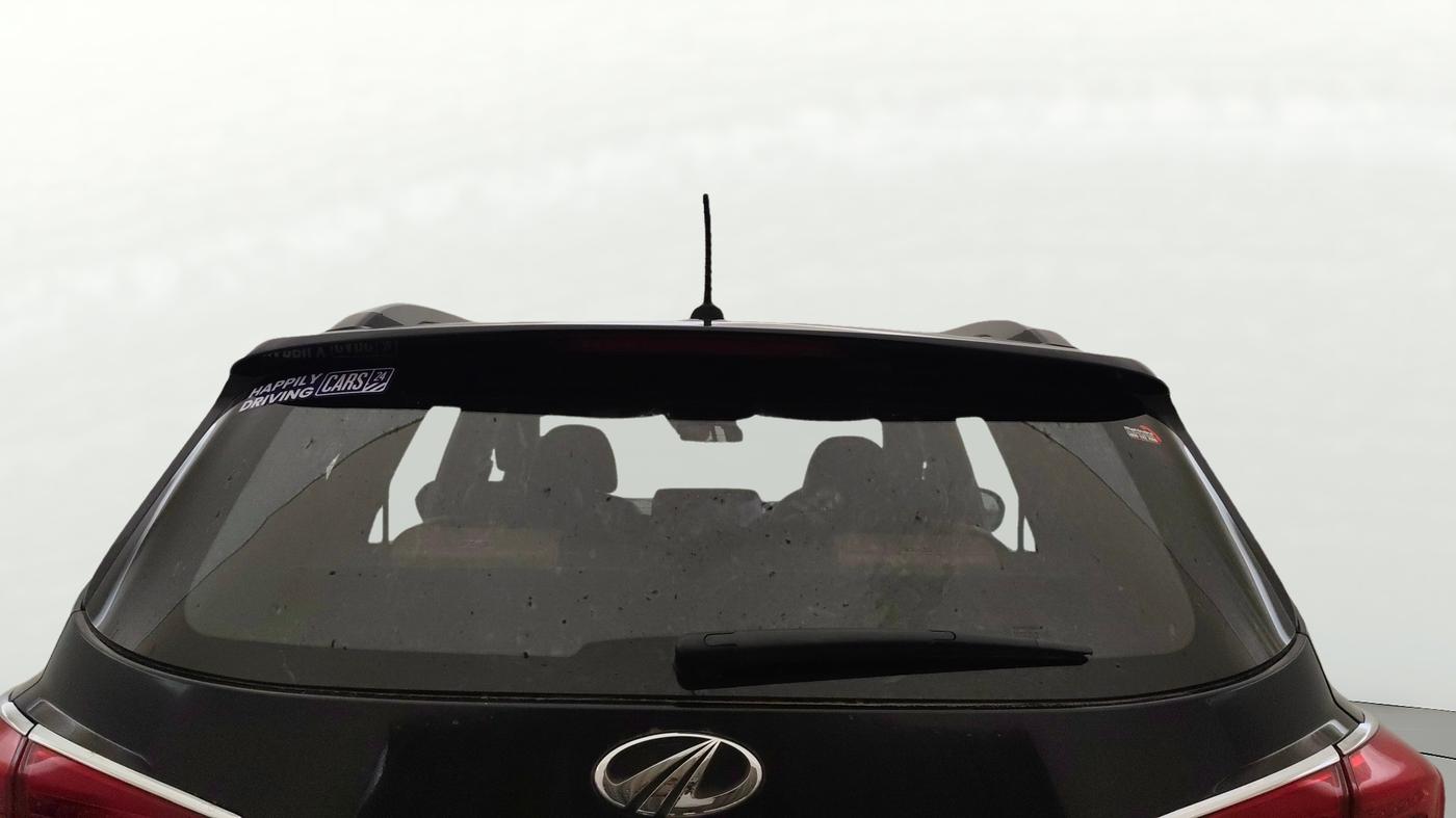 2022 Mahindra ALTURAS G4 4WD AT, Diesel, Automatic, 28,121 km, Rear Windshield