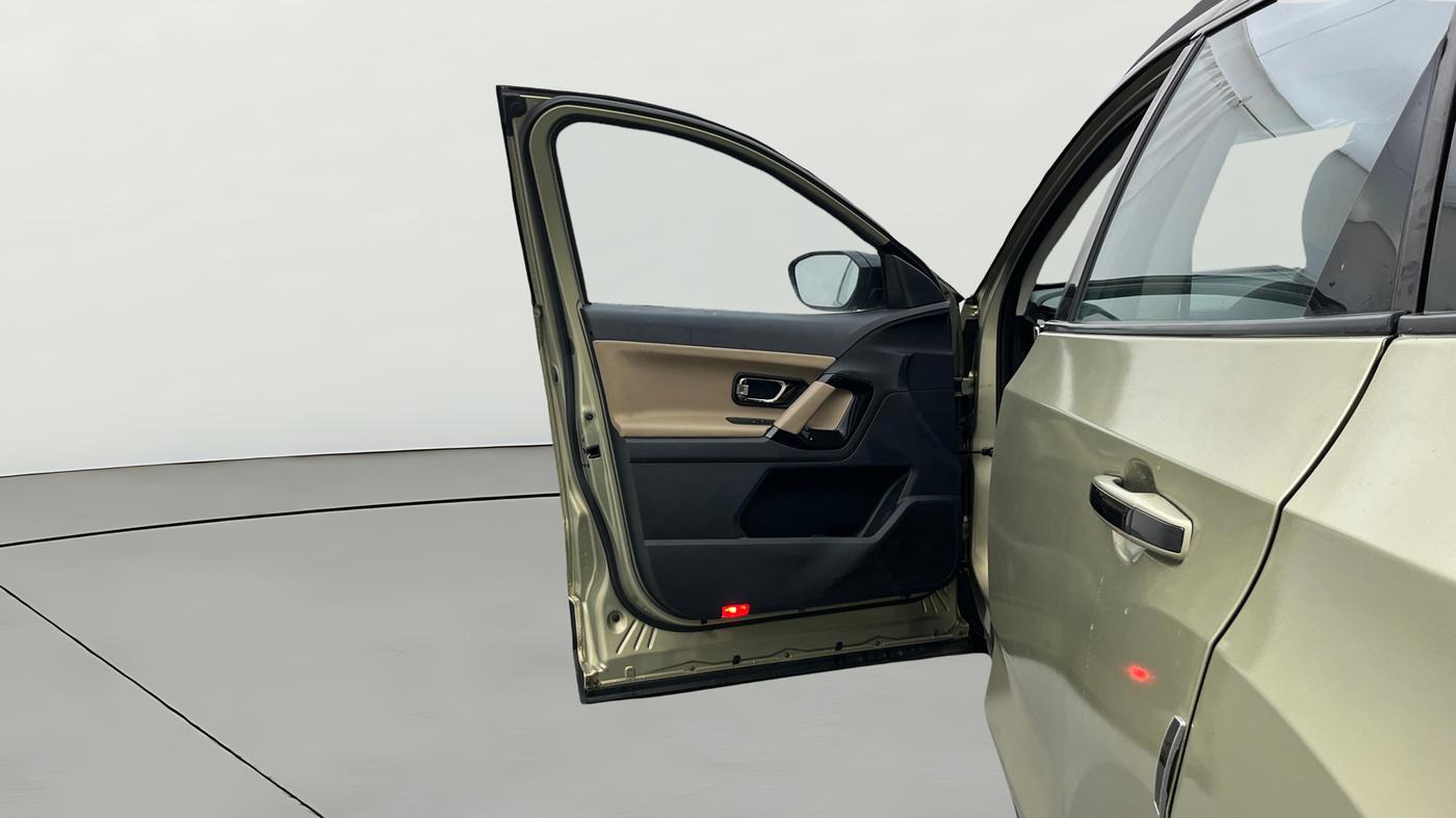2022 Tata Safari XZ PLUS KAZIRANGA, Diesel, Manual, 25,241 km, LHS Front Door