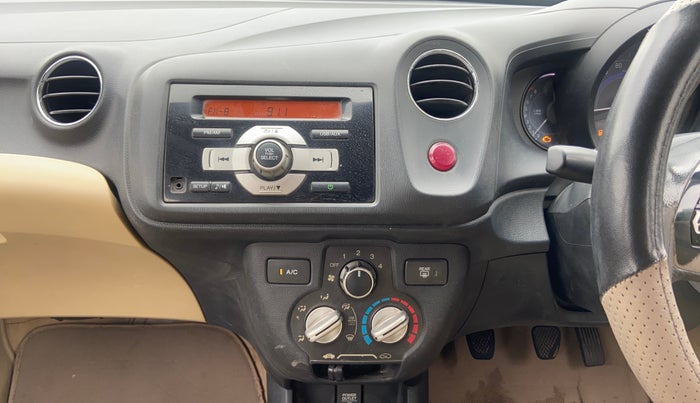 2015 Honda Brio S MT, CNG, Manual, 92,215 km, Air Conditioner