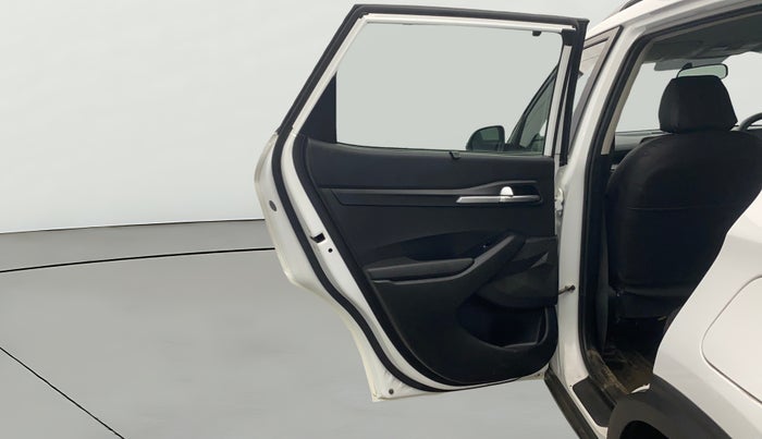 2023 KIA SELTOS  HTK PLUS 1.5 DIESEL IMT, Diesel, Manual, 54,097 km, LHS Rear Door