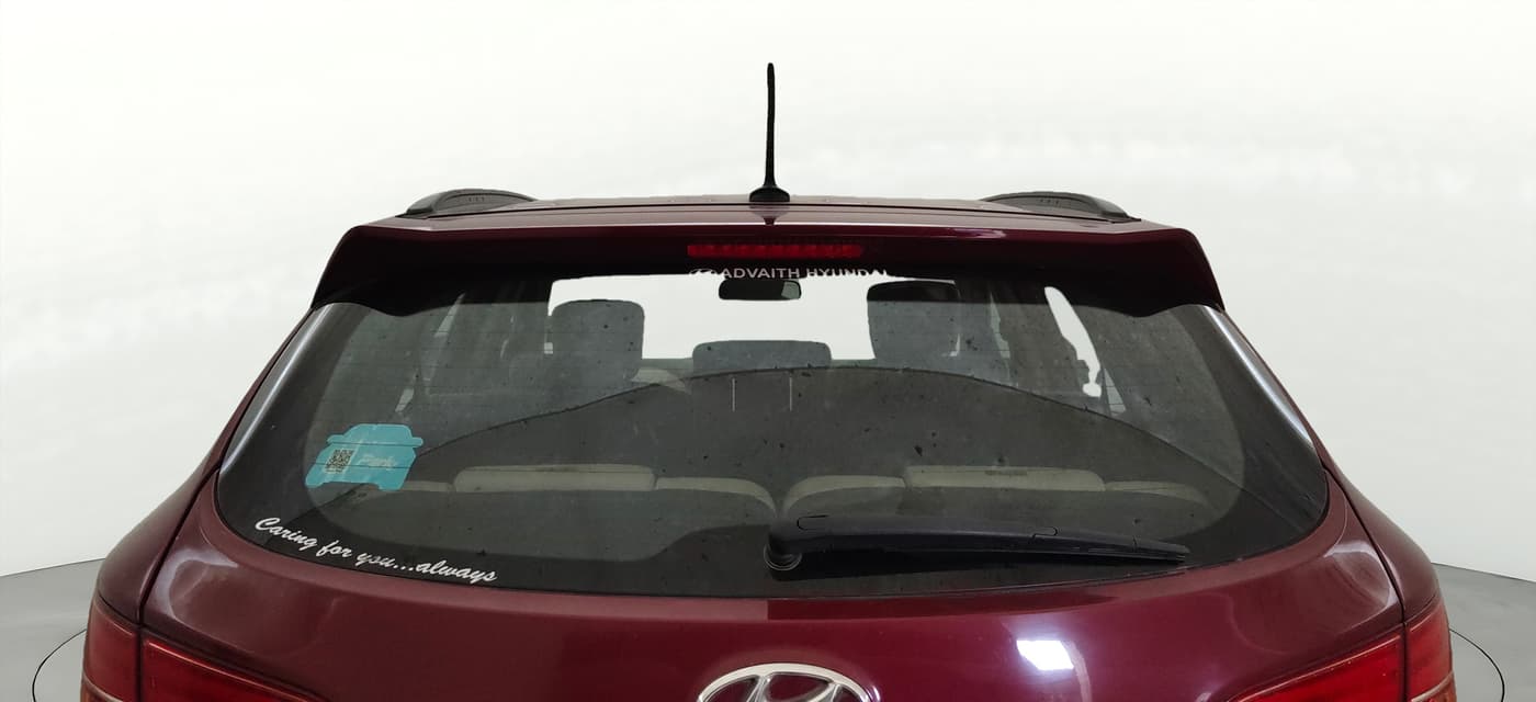 2016 Hyundai Santa Fe 2 WD AT, Diesel, Automatic, 87,386 km, Rear Windshield