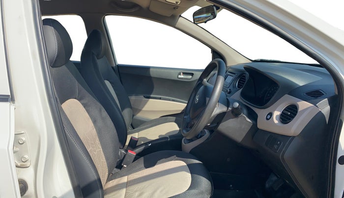 2015 Hyundai Grand i10 SPORTZ 1.2 KAPPA VTVT, Petrol, Manual, 38,403 km, Right Side Front Door Cabin