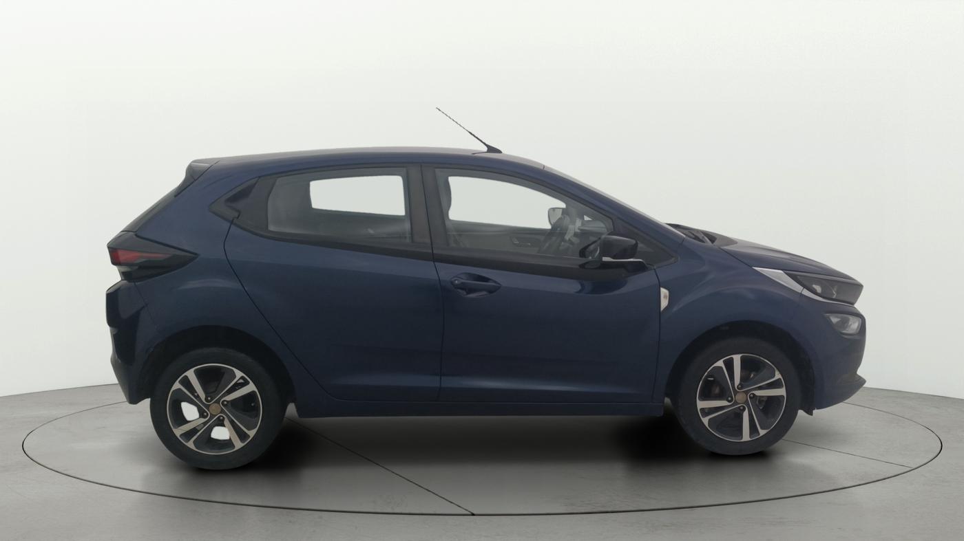 2022 Tata ALTROZ XZA PLUS, Petrol, Automatic, 20,377 km, Right Side View