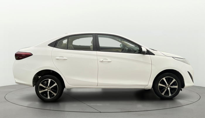 2020 Toyota YARIS G MT, Petrol, Manual, 96,203 km, Right Side View