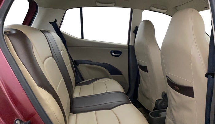 2015 Hyundai i10 SPORTZ 1.1, Petrol, Manual, 55,435 km, Right Side Rear Door Cabin