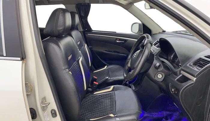 2016 Maruti Swift VXI, CNG, Manual, 85,507 km, Right Side Front Door Cabin