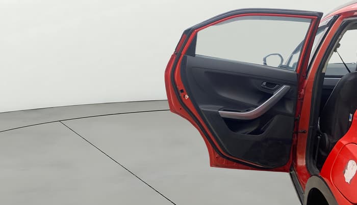 2021 Tata NEXON XMA SUNROOF DIESEL, Diesel, Automatic, 1,09,366 km, LHS Rear Door