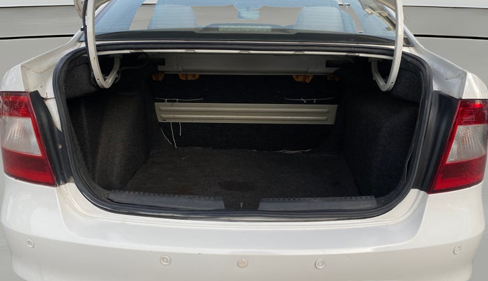 2013 Skoda Rapid AMBITION 1.6 MPI AT, Petrol, Automatic, 76,221 km, Boot Open Zoomed View