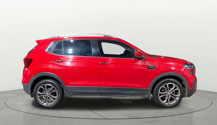 2023 Skoda KUSHAQ STYLE 1.0L TSI AT (6 AIRBAGS), Petrol, Automatic, 15,828 km, Right Side View