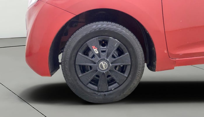 2013 Hyundai Eon ERA +, Petrol, Manual, 60,553 km, Left Front Wheel