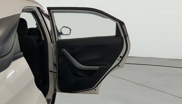 2023 Tata NEXON XM PLUS SUNROOF PETROL, Petrol, Manual, 39,661 km, RHS Rear Door