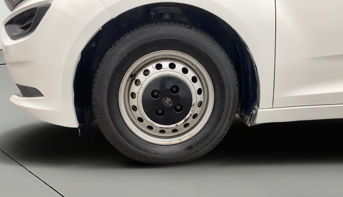 2021 Tata ALTROZ XM DIESEL, Diesel, Manual, 34,587 km, Left Front Wheel