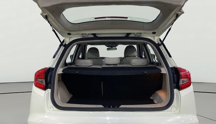 2021 Mahindra XUV300 W8 1.2 PETROL, Petrol, Manual, 67,830 km, Boot Open Zoomed View