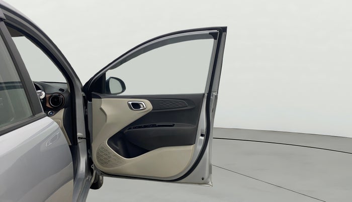 2021 Hyundai AURA SX PLUS 1.2 AMT, Petrol, Automatic, 32,980 km, RHS Front Door