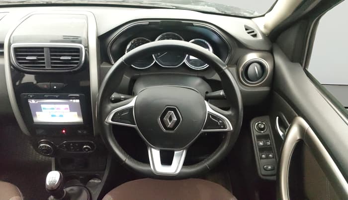 2021 Renault Duster RXZ 1.5 PETROL MT, Petrol, Manual, 44,227 km, Steering Wheel Close Up