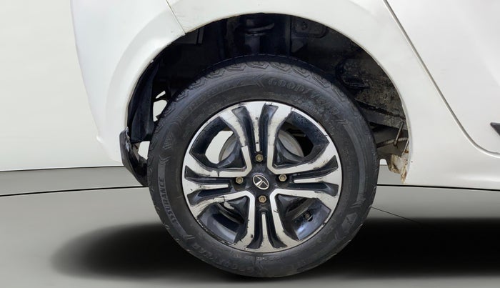 2022 Tata Tiago XZ PLUS CNG, CNG, Manual, 53,097 km, Right Rear Wheel