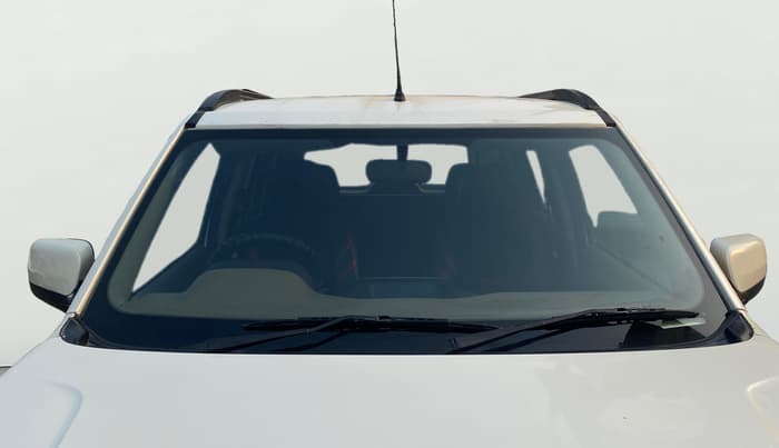 2018 Mahindra TUV300 T10, Diesel, Manual, 59,637 km, Front Windshield