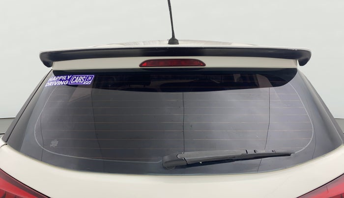 2017 Hyundai Elite i20 ASTA 1.4 CRDI (O), Diesel, Manual, 1,19,710 km, Rear Windshield