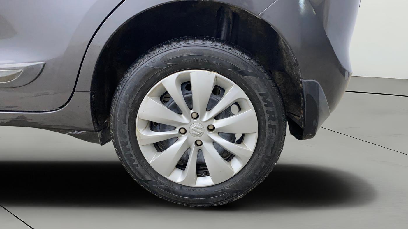 2018 Maruti Baleno DELTA PETROL 1.2, Petrol, Manual, 54,407 km, Left Rear Wheel