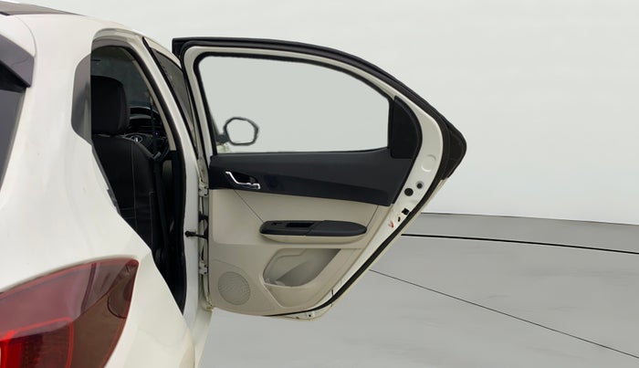 2022 Tata Tiago XZ PLUS CNG, CNG, Manual, 95,093 km, RHS Rear Door