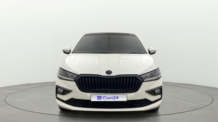2022 Skoda SLAVIA STYLE 1.0L TSI MT, Petrol, Manual, 82,069 km, Front